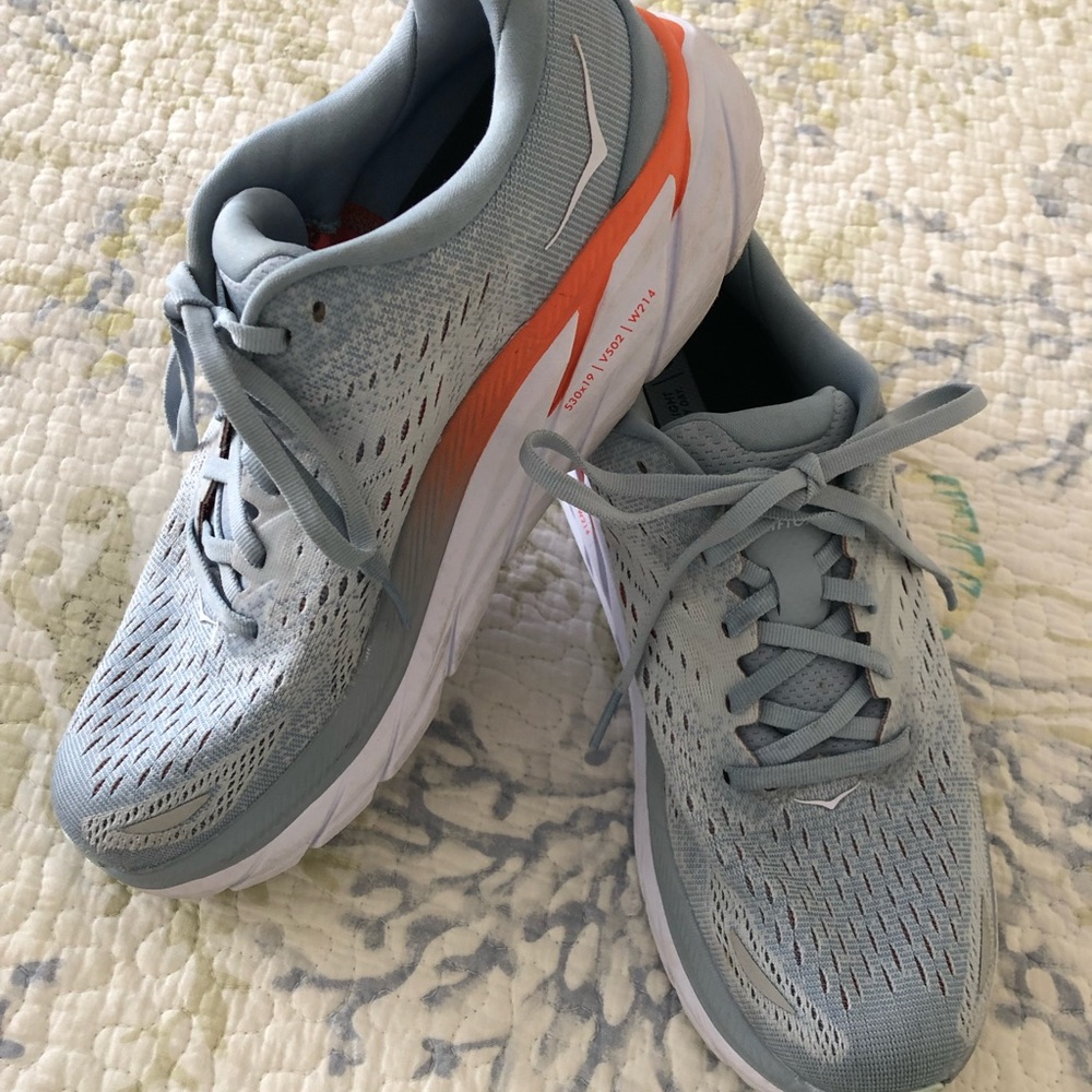 Hoka Clifton 8 Women’s Size 8.5 Light Blue